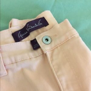 🦋 PEACHY GLORIA VANDERBILT